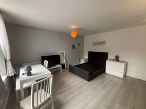 Photo 21- click for photo gallery